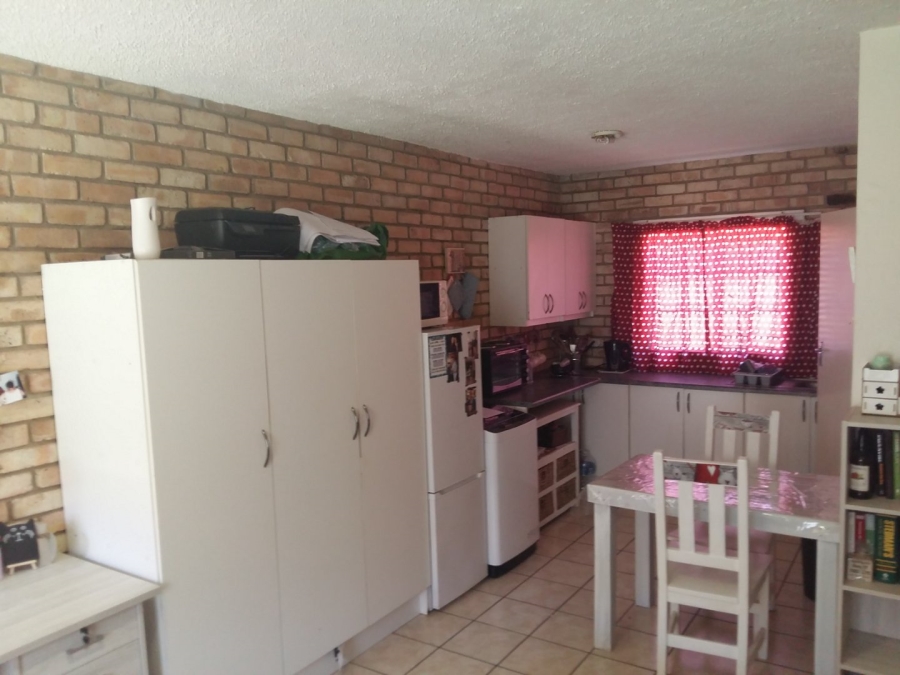 16 Bedroom Property for Sale in Bult West North West